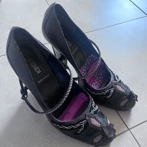 8.5 Fendi Shoes Authentic. Made in Italy